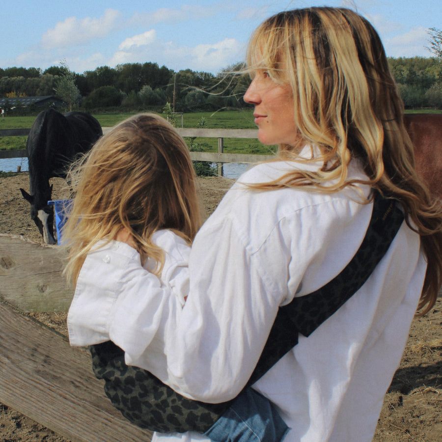 アクティブキャリー - Grey Leopard グレーレオパード